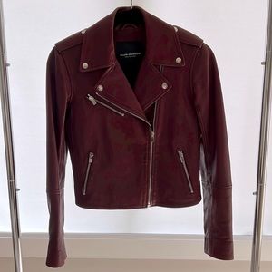 Cropped leather jacket
